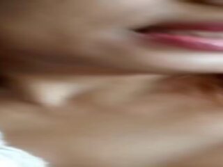 Νέος κυρία ξυρίζοντας αυτήν μαλλιαρό μουνί και μαλακία: ελεύθερα Ενήλικος βίντεο f8
